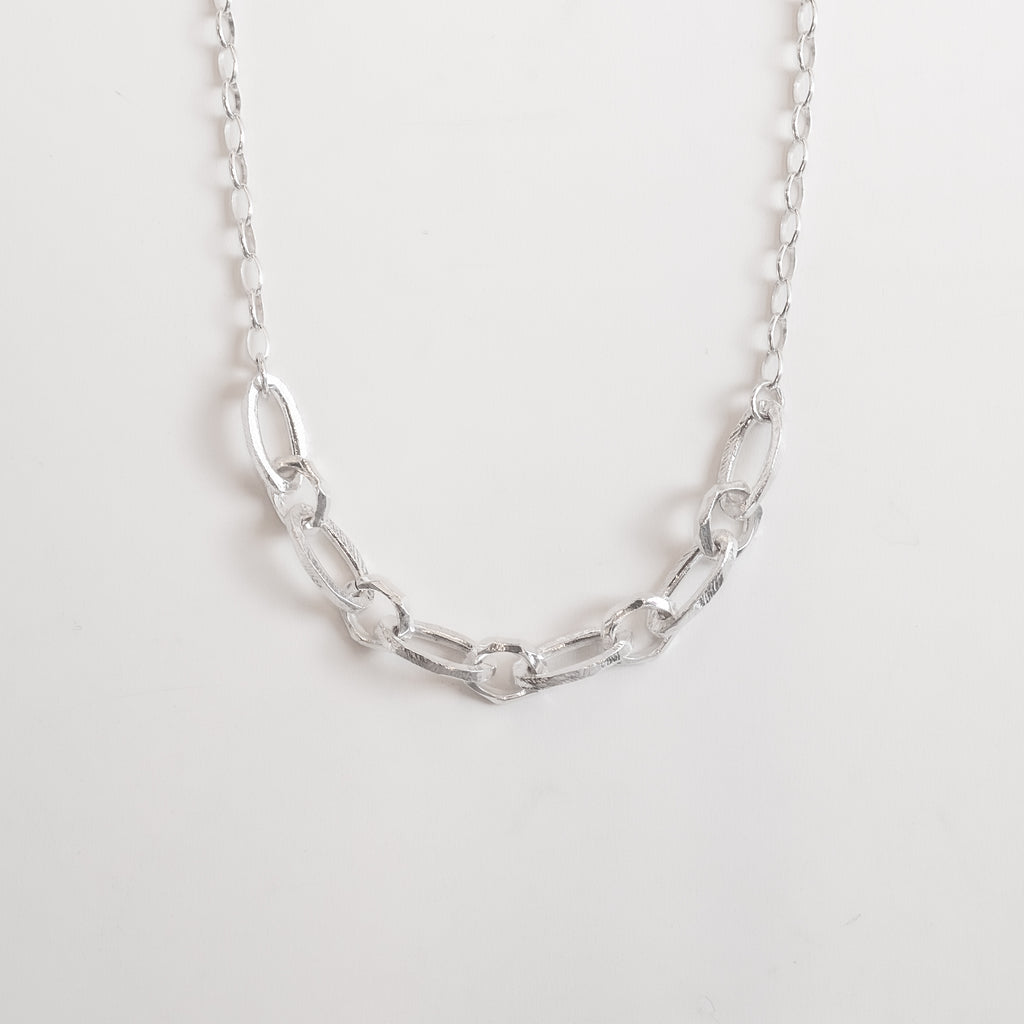 Hera necklace