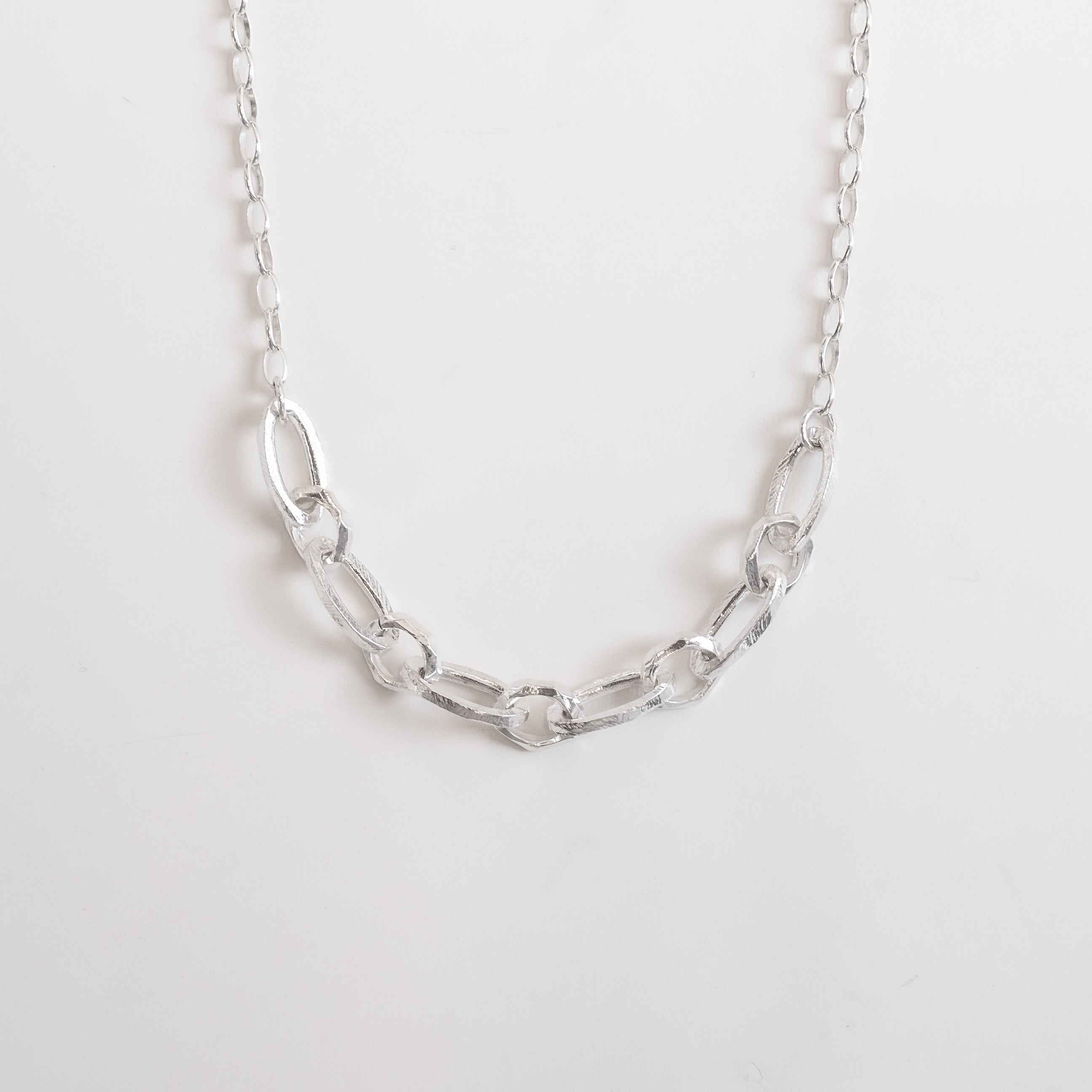 Hera necklace